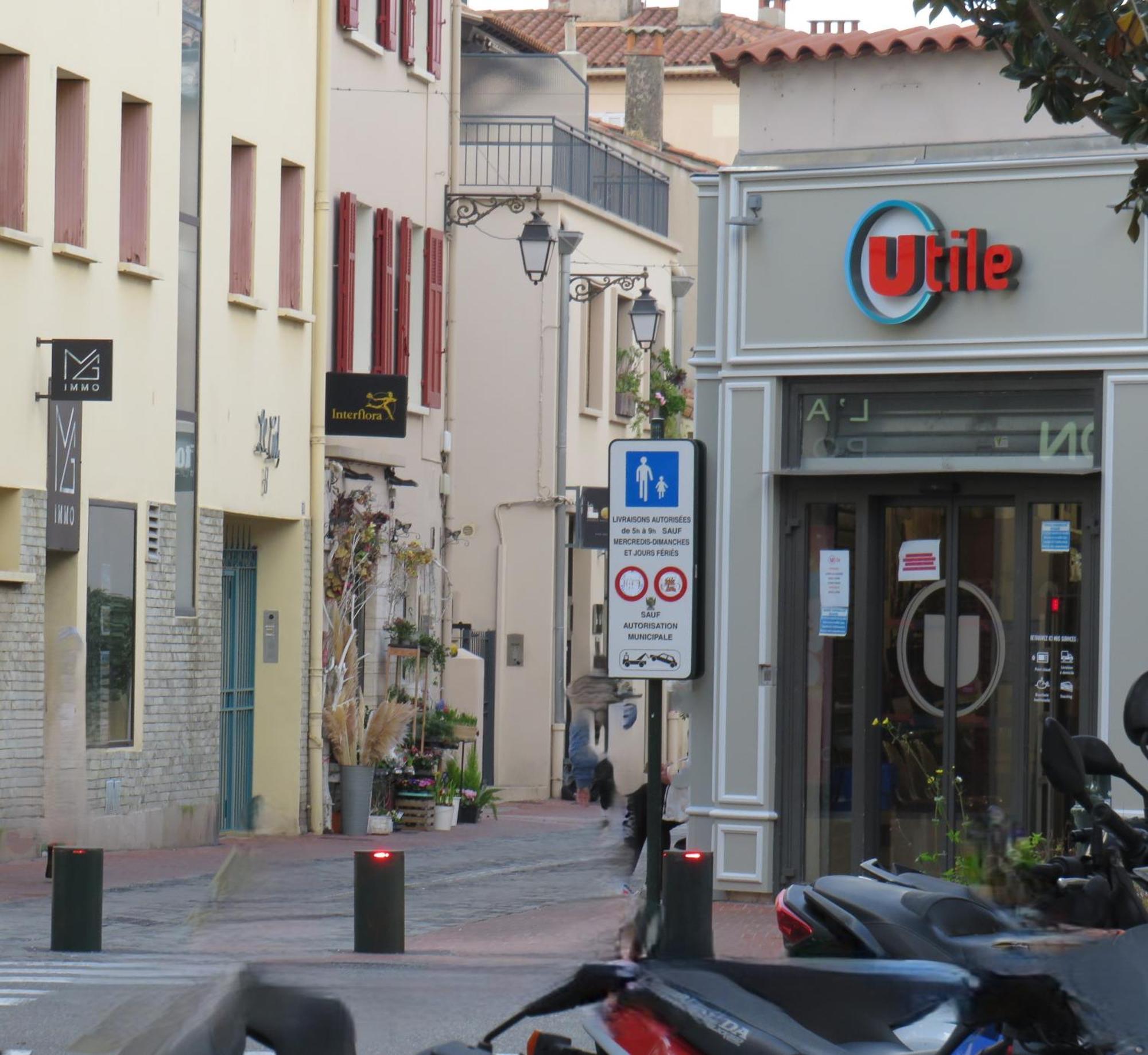 Sanary- La Vie Est Belle- Centre Ville 2 Minutes A Pied- Plage 5 Minutes Exterior photo